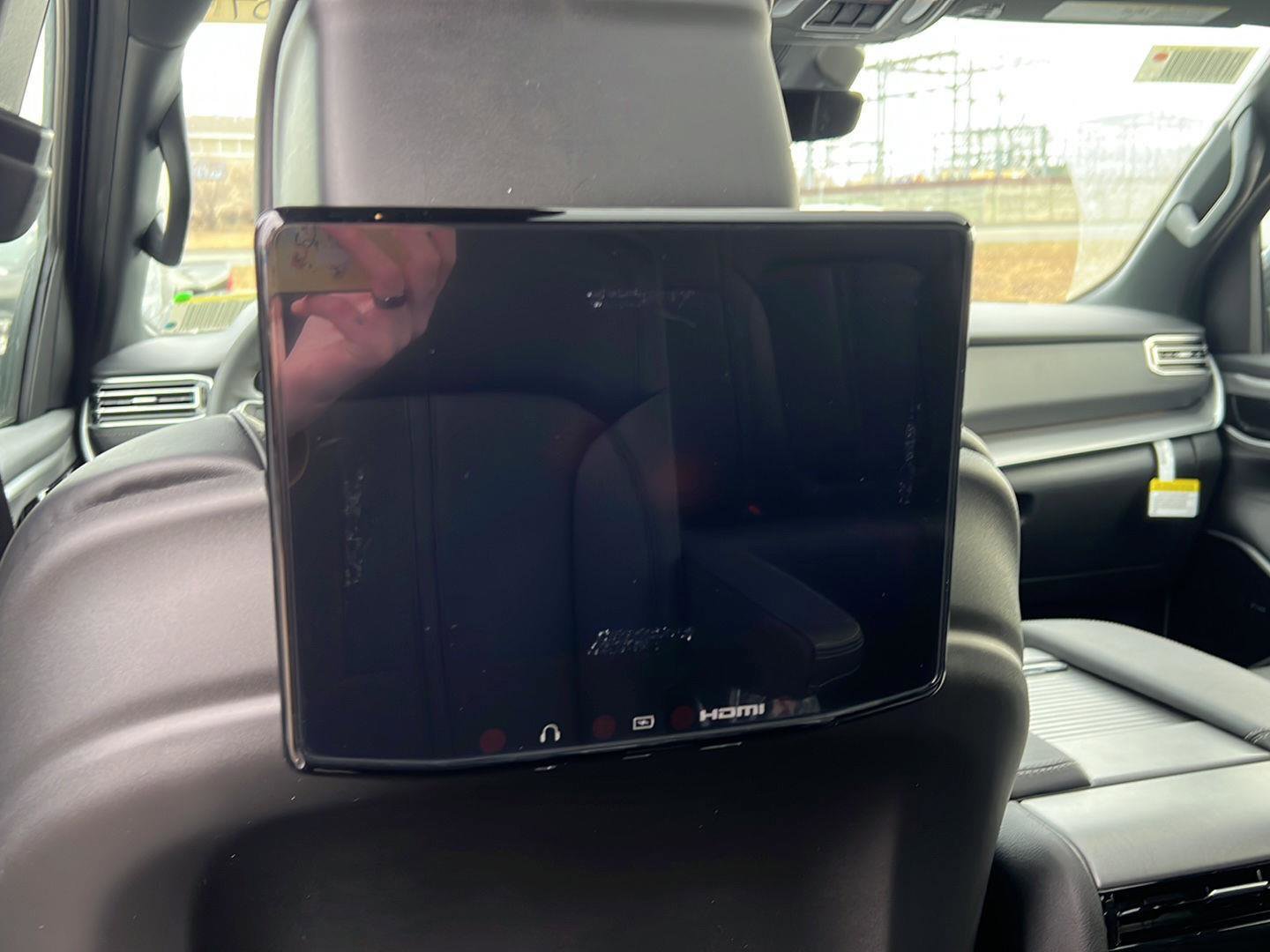 New 2026 Jeep Grand Wagoneer L Limited AWD/4WD image 21