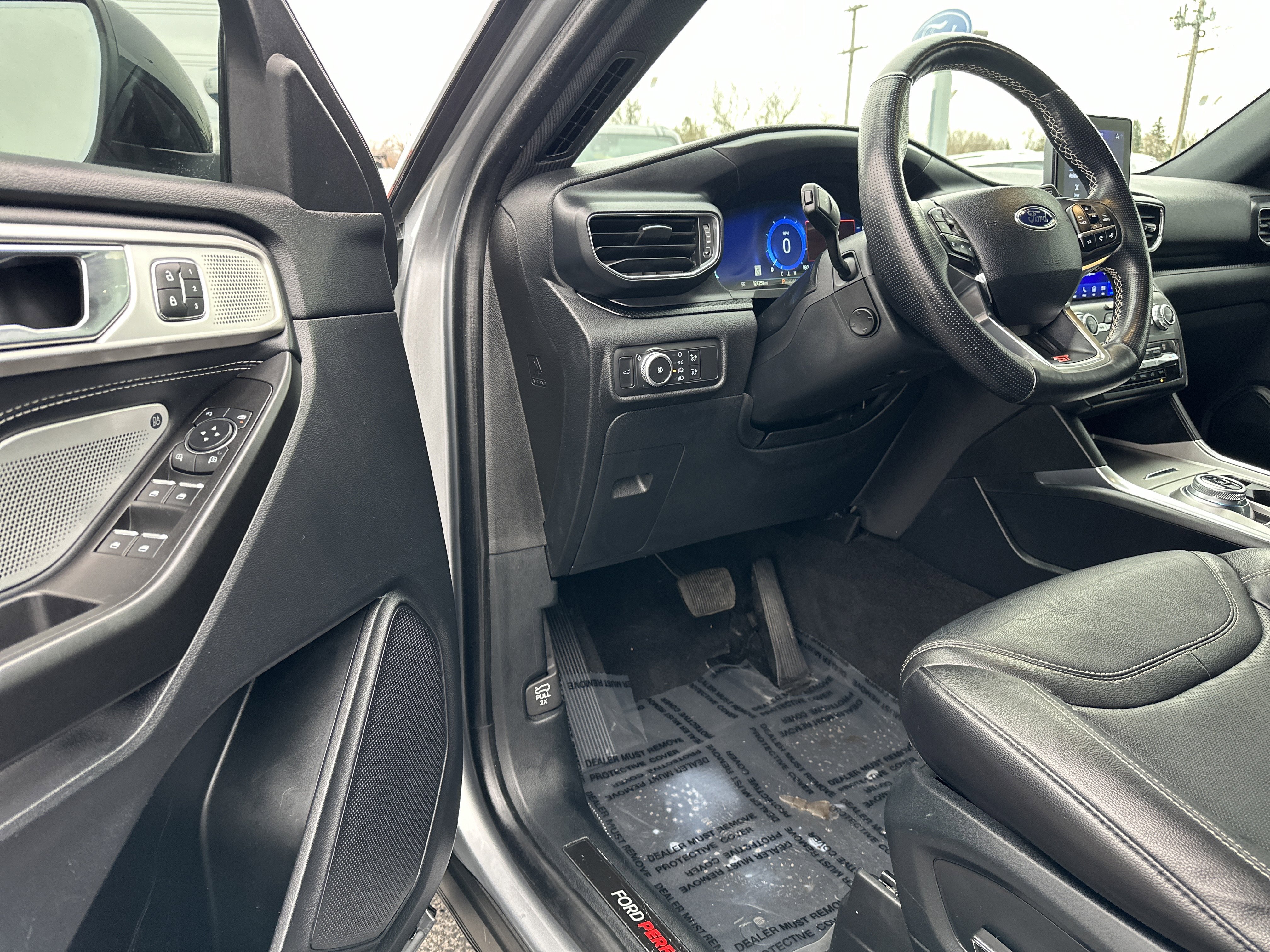 Used 2020 Ford Explorer ST w/ Premium Technology Package image 14