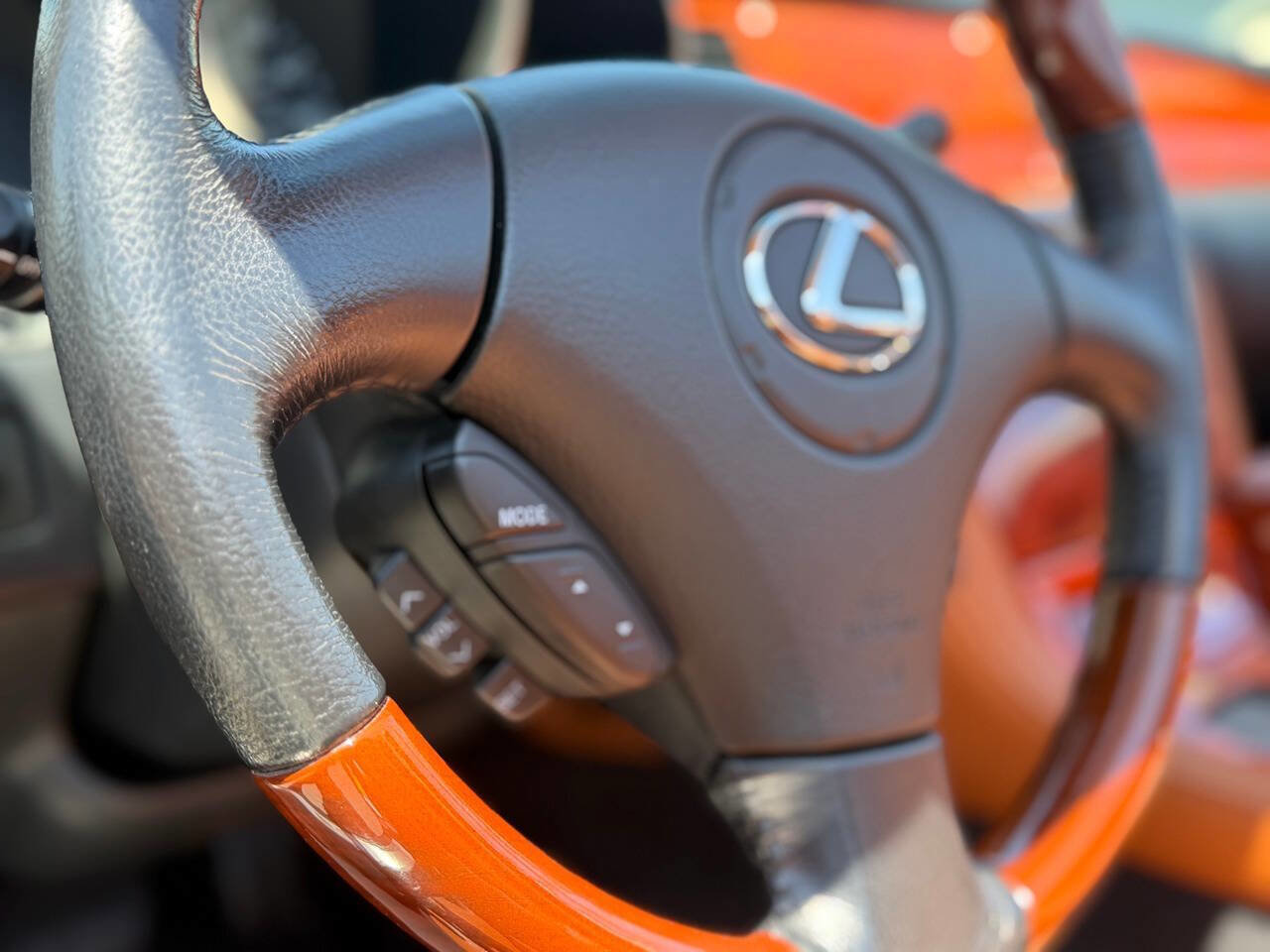Used 2005 Lexus SC 430 Convertible RWD image 93