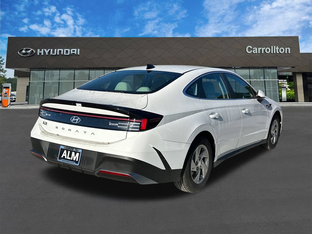New 2025 Hyundai Sonata SE FWD image 6