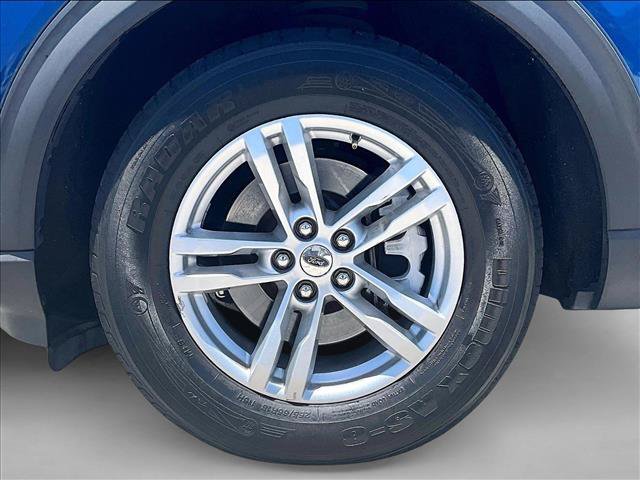 Used 2020 Ford Explorer XLT w/ Equipment Group 202A RWD image 10