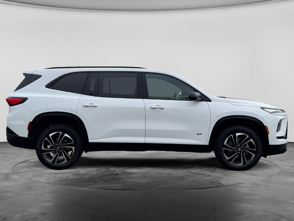 Used 2026 Buick Enclave Sport Touring AWD/4WD image 11