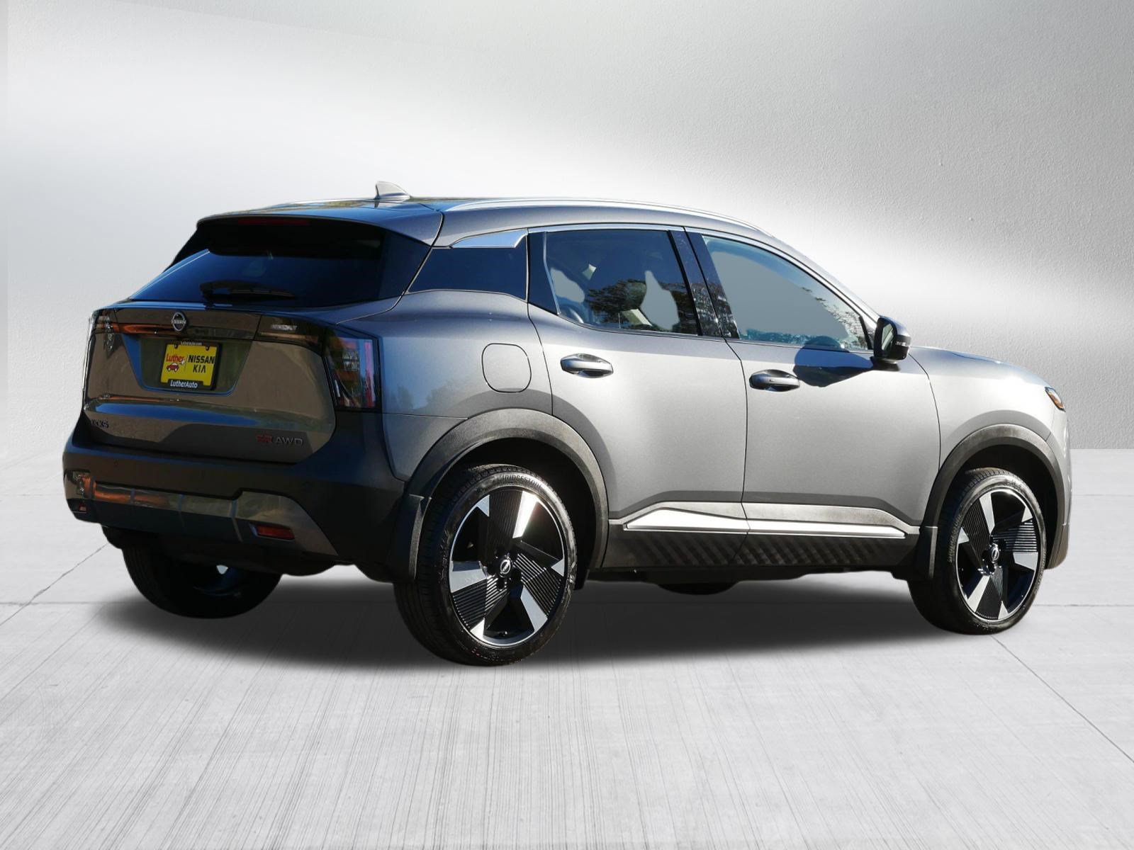 Certified 2025 Nissan Kicks SR AWD/4WD image 7