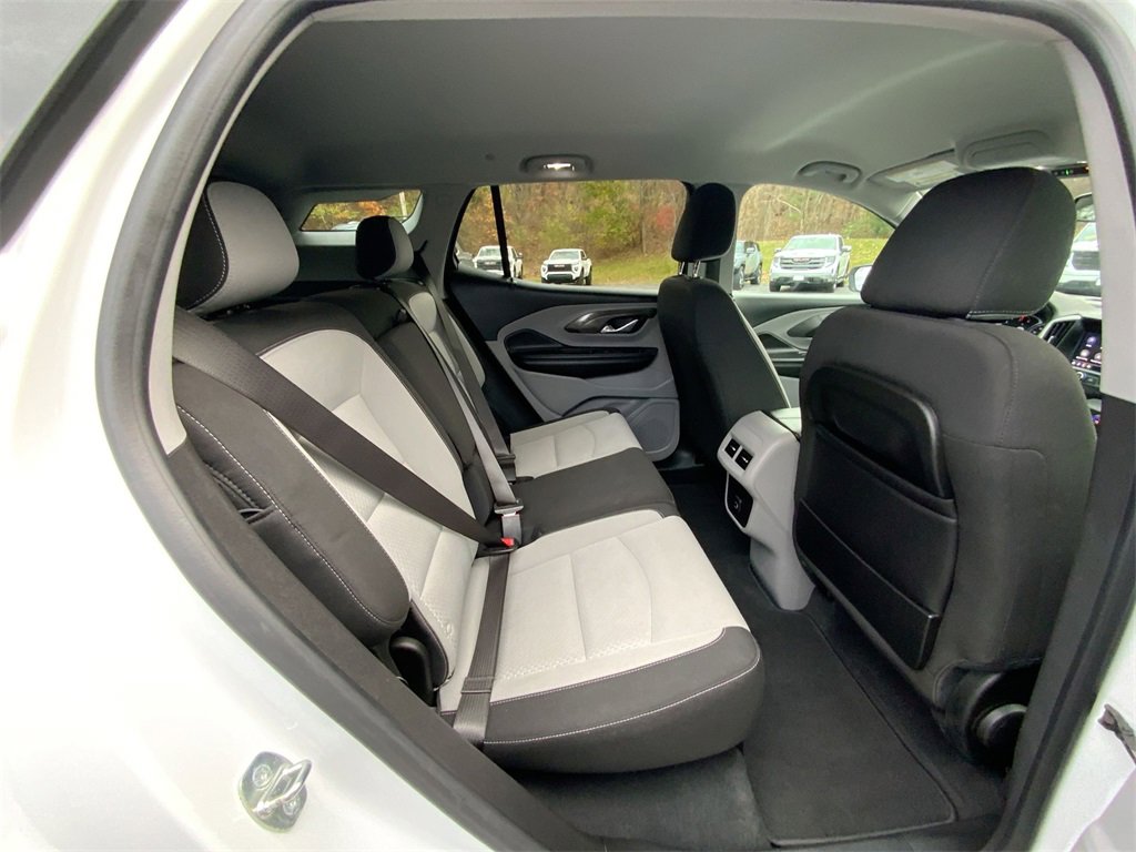 Used 2023 GMC Terrain SLE w/ Driver Convenience Package image 26
