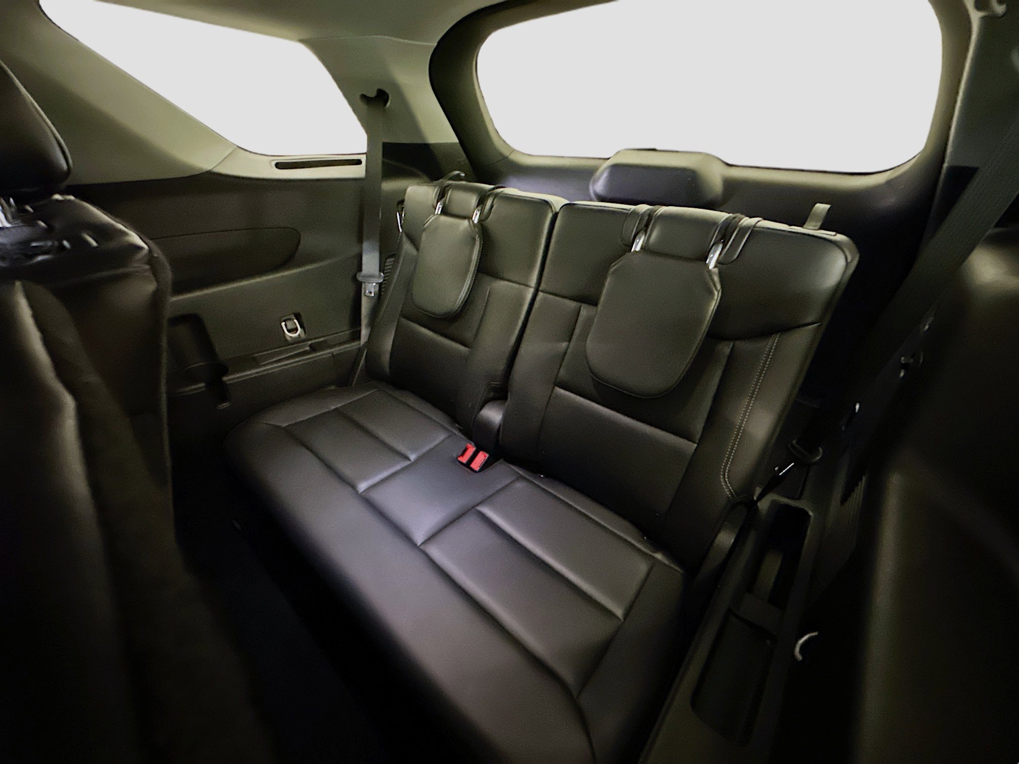 Used 2023 Ford Explorer XLT w/ Equipment Group 202A image 30