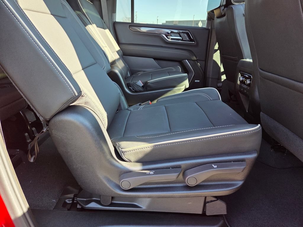 New 2026 GMC Yukon XL Elevation w/ Elevation Premium Package AWD/4WD image 47