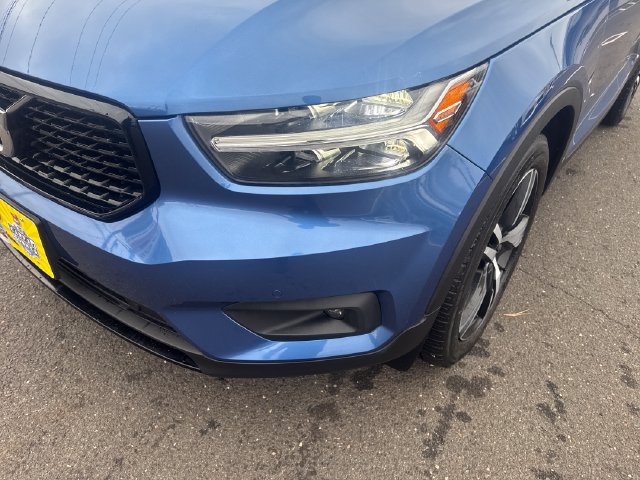 Used 2021 Volvo XC40 T5 R-Design w/ Climate Package AWD/4WD image 34