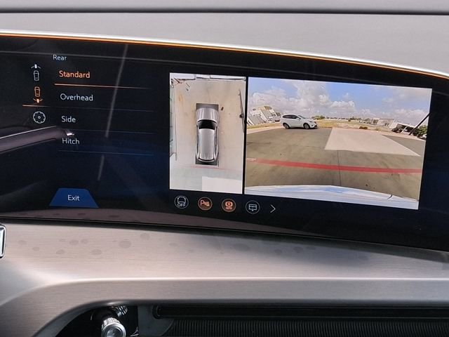 New 2026 Cadillac Vistiq Luxury image 14