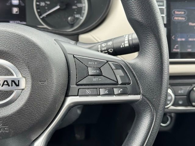 Used 2022 Nissan Versa SV image 23