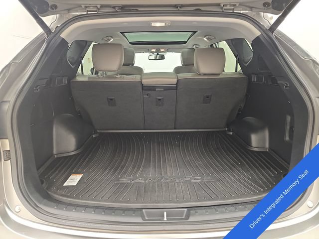 Used 2017 Hyundai Santa Fe Sport w/ 2.4L Tech Package 04 AWD/4WD image 15