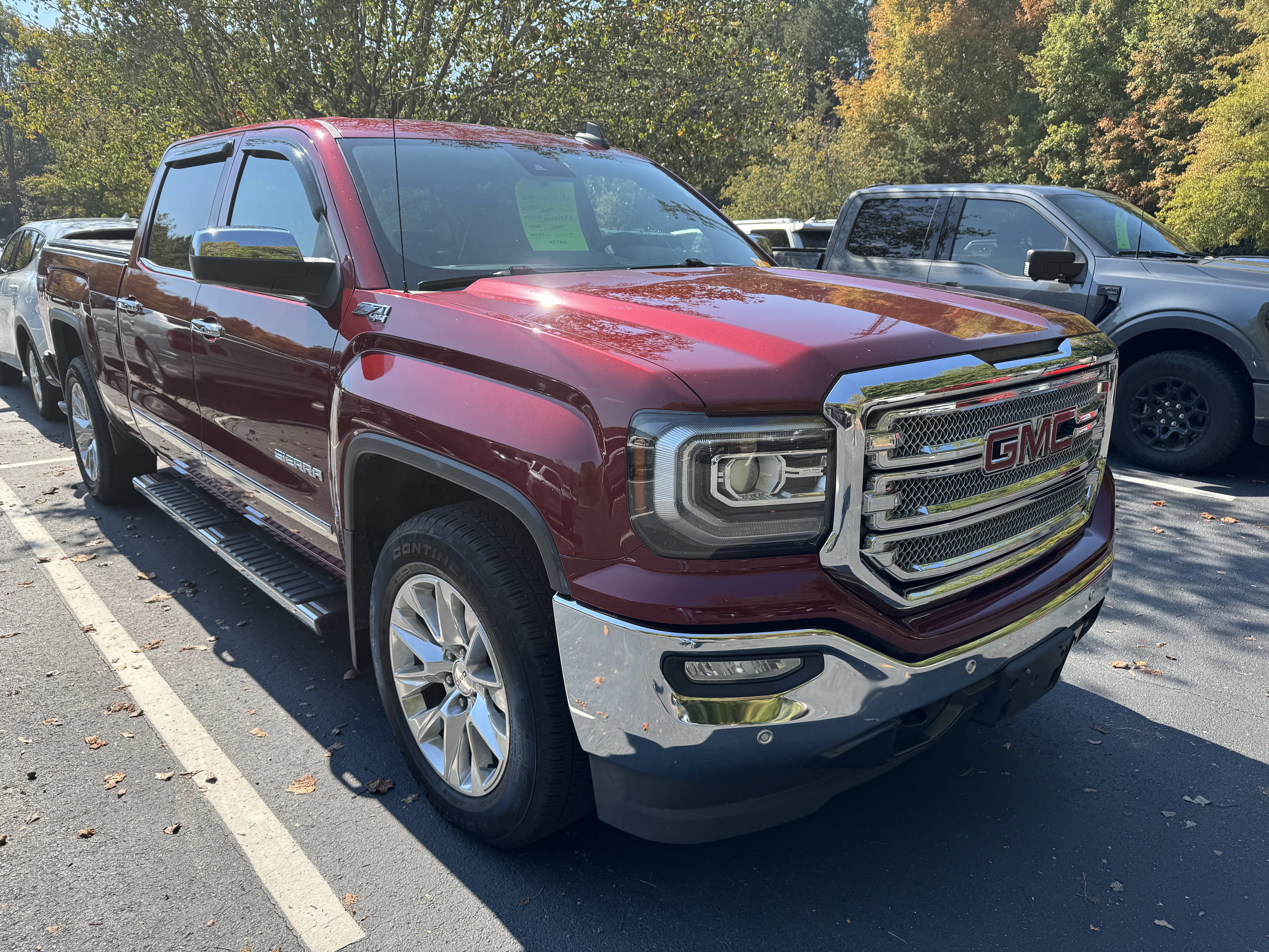 Used 2017 GMC Sierra 1500 SLT AWD/4WD image 3