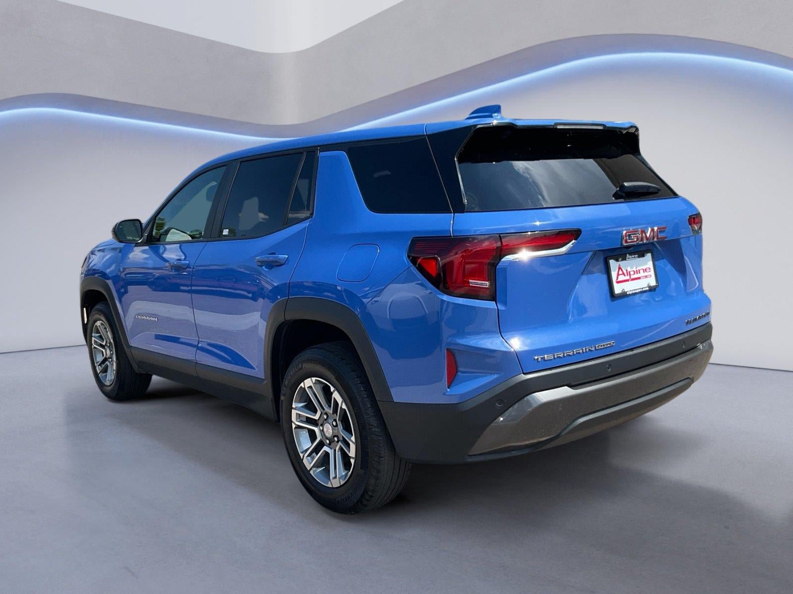 Certified 2026 GMC Terrain Elevation AWD/4WD image 3