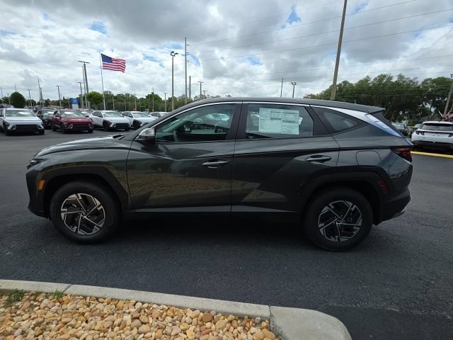 New 2026 Hyundai Tucson Blue SE AWD/4WD image 16