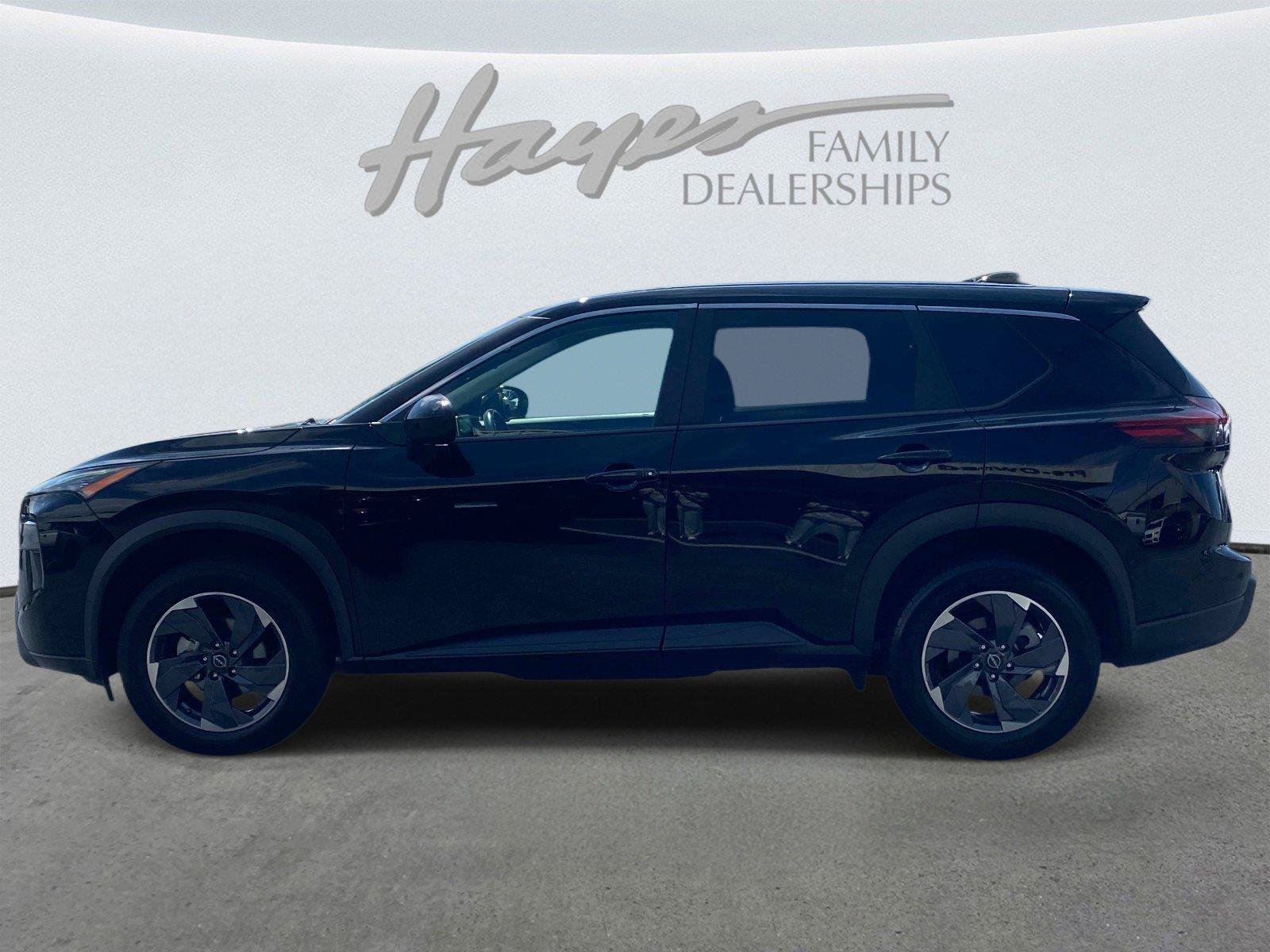 Used 2025 Nissan Rogue SV FWD image 9