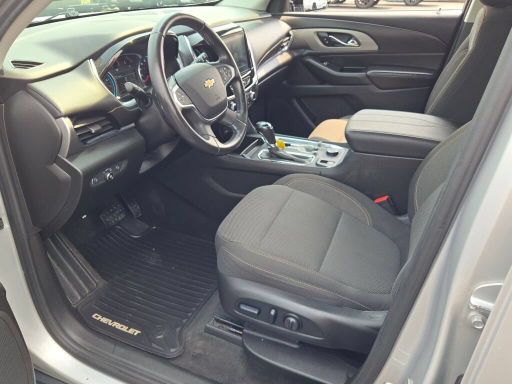 Used 2019 Chevrolet Traverse LT FWD image 26