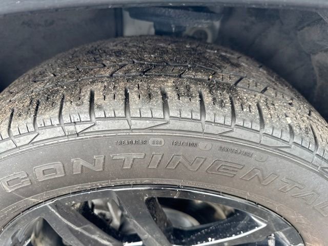 Used 2023 Chevrolet Traverse Premier w/ Redline Edition image 29