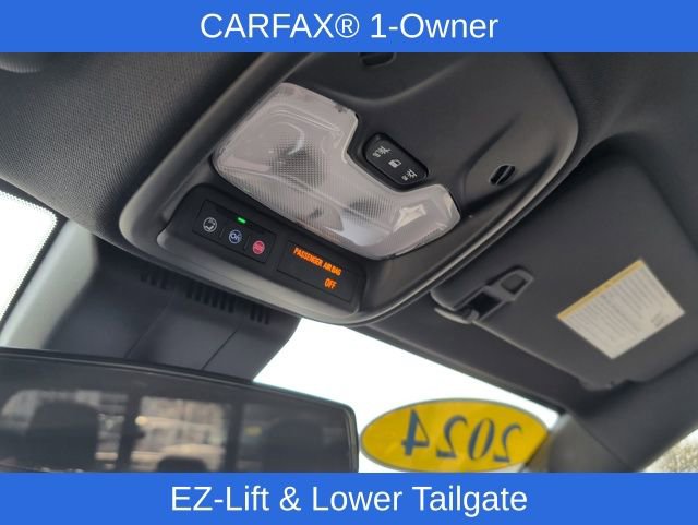 Used 2024 Chevrolet Colorado Trail Boss w/ Technology Package image 26