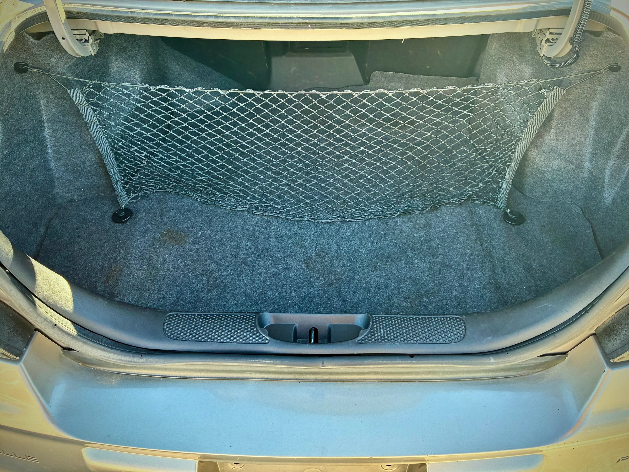 Used 2003 Pontiac Bonneville SLE FWD image 33