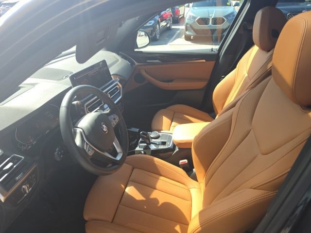 Certified 2024 BMW X3 xDrive30i w/ Premium Package AWD/4WD image 3