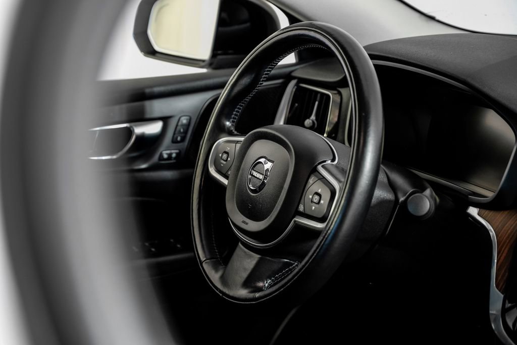 Used 2022 Volvo S60 B5 Inscription image 14