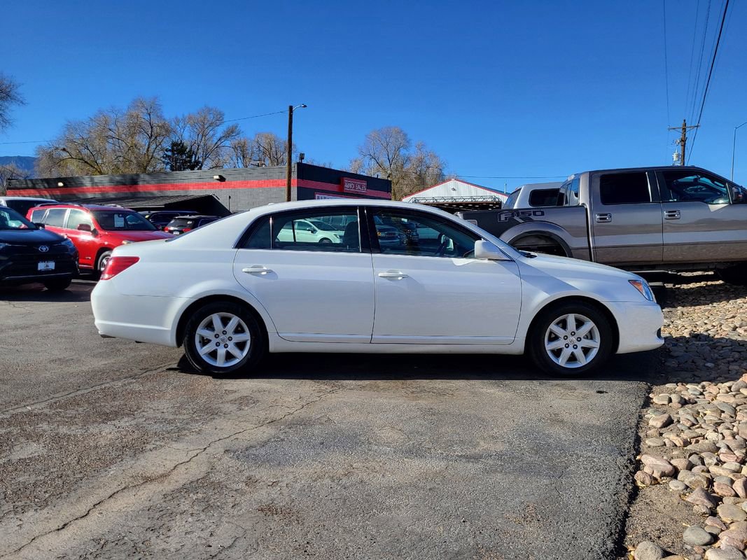 Used 2009 Toyota Avalon Limited image 6