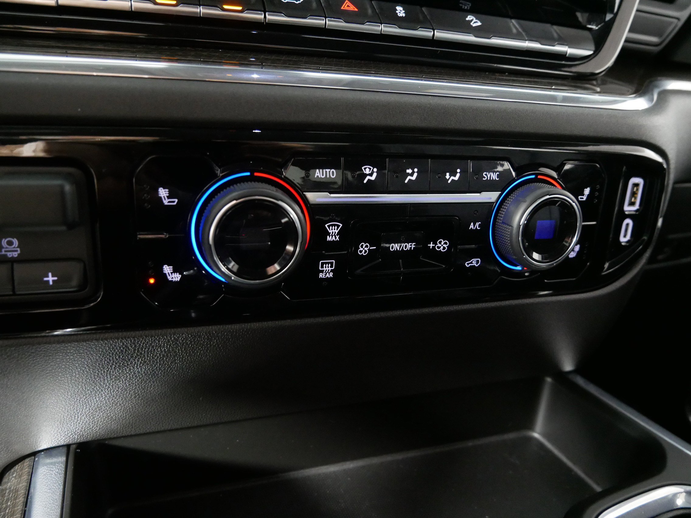 Certified 2024 Chevrolet Silverado 1500 LT Trail Boss w/ Protection Package image 23