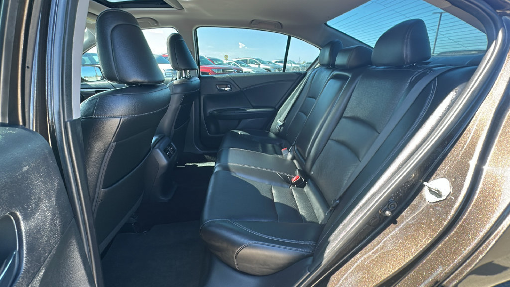 Used 2022 Honda Accord Sport image 33