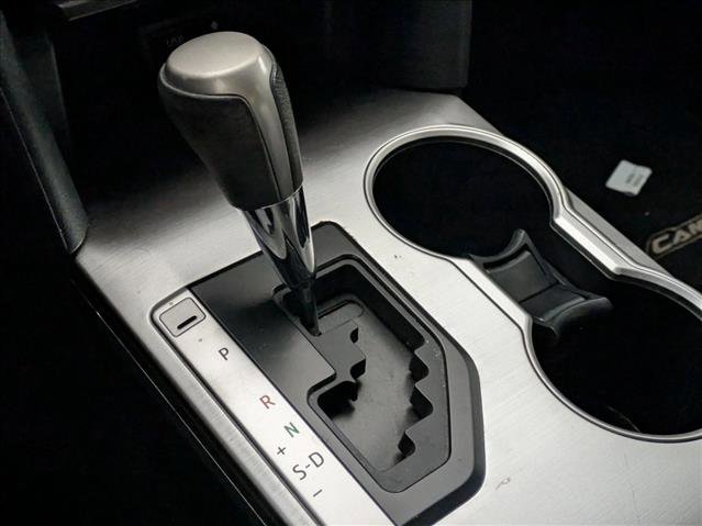 Used 2013 Toyota Camry SE image 6