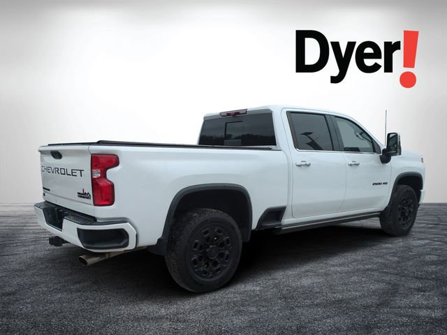 Certified 2022 Chevrolet Silverado 2500 High Country w/ LPO, Dark Essentials Package image 3
