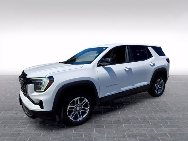 Used 2025 GMC Terrain Elevation AWD/4WD image 3