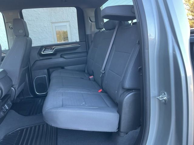 Used 2025 Chevrolet Silverado 2500 LT w/ Convenience Package image 21