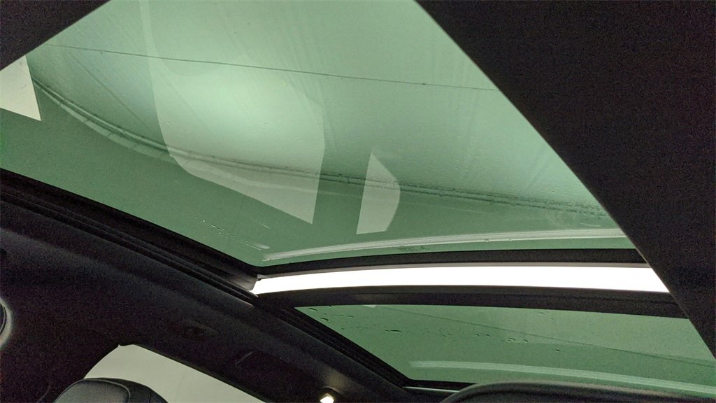 Used 2022 Porsche Macan image 35