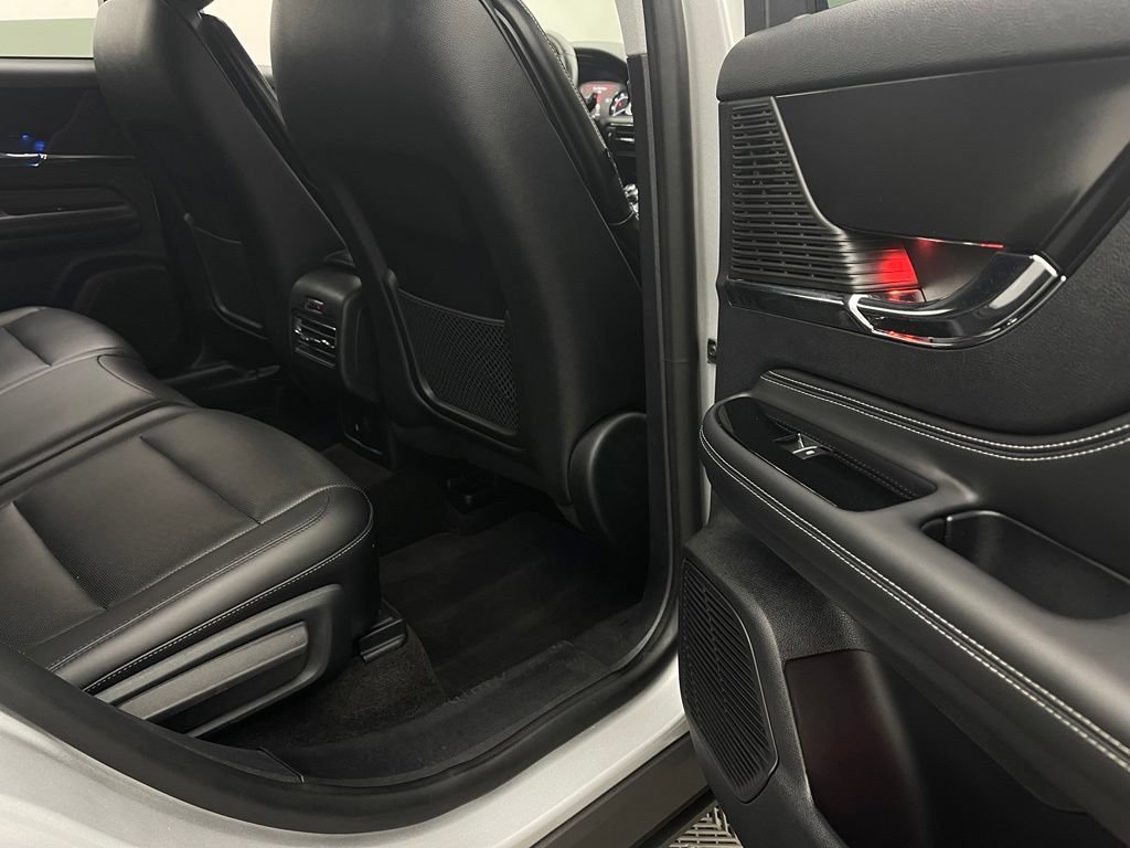 Used 2020 Lincoln Corsair AWD w/ Equipment Group 101A image 34
