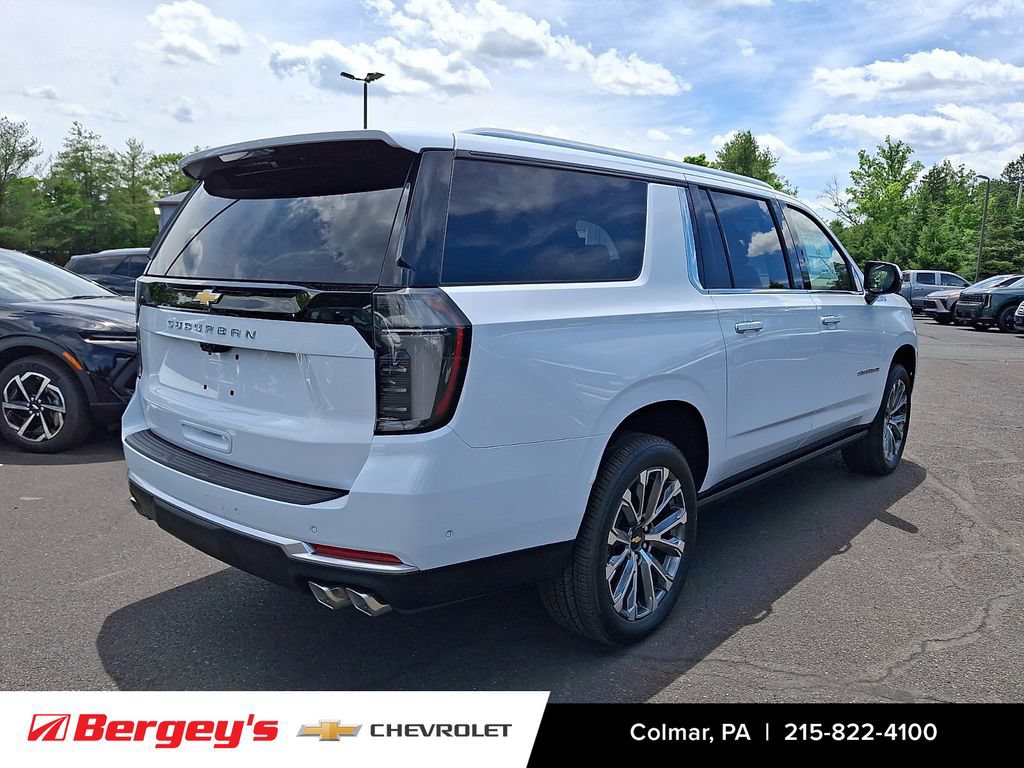 New 2026 Chevrolet Suburban High Country AWD/4WD image 3