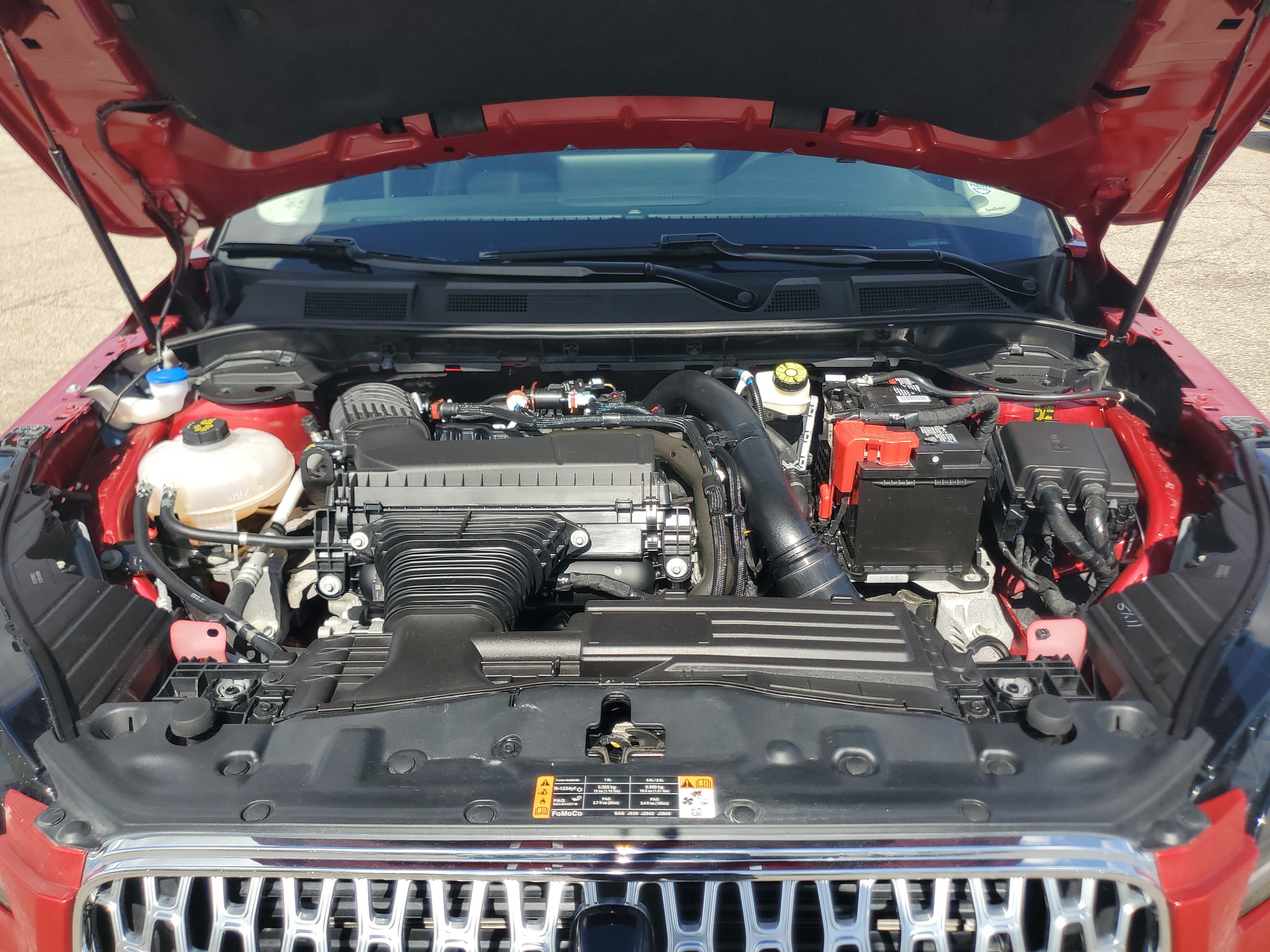 Certified 2024 Lincoln Corsair AWD w/ Equipment Group 101A image 8