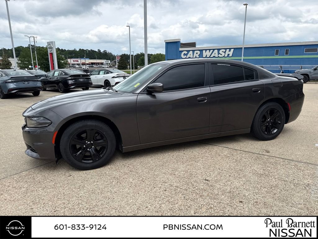 Used 2021 Dodge Charger SXT w/ Leather Interior Group RWD image 13