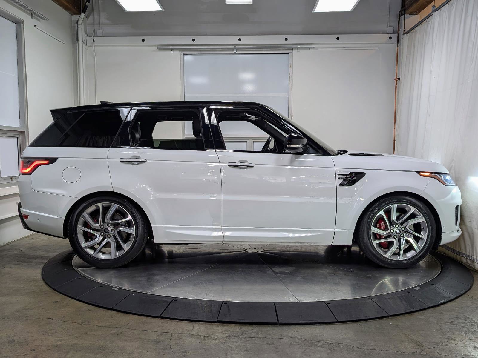 Used 2019 Land Rover Range Rover Sport HSE Dynamic AWD/4WD image 10