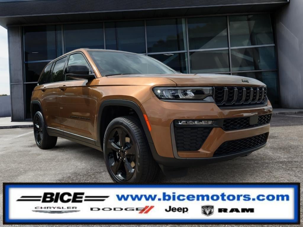 New 2026 Jeep Grand Cherokee Limited w/ Limited Altitude Package