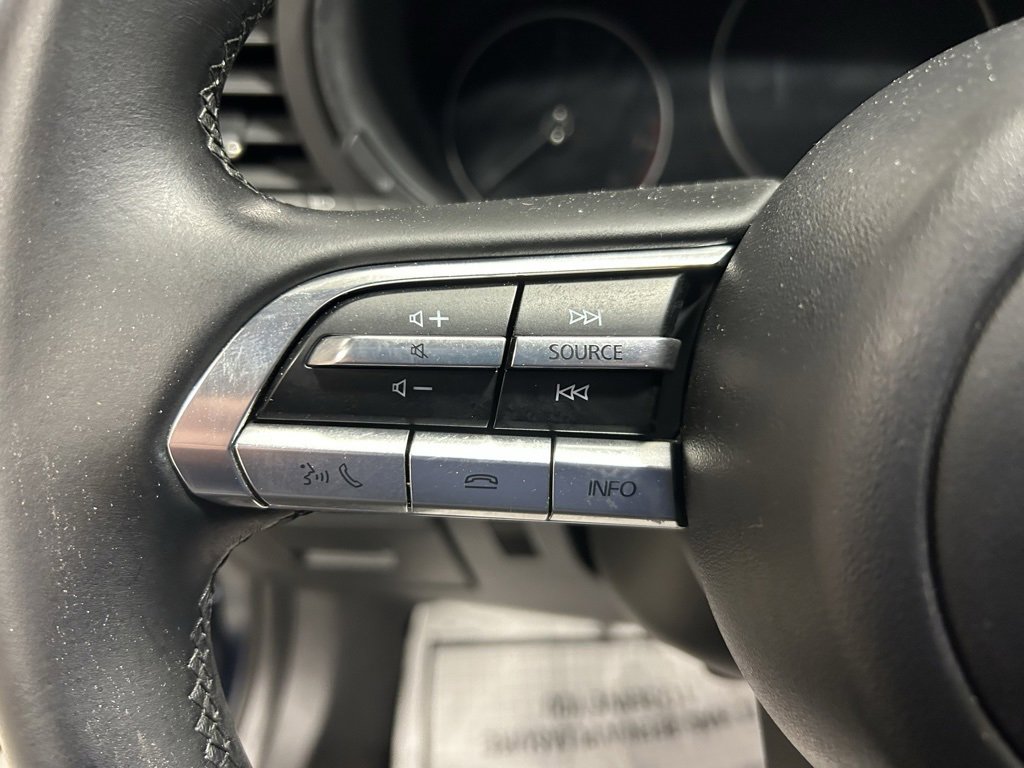 Used 2019 MAZDA MAZDA3 AWD Hatchback w/ Preferred Pkg image 12