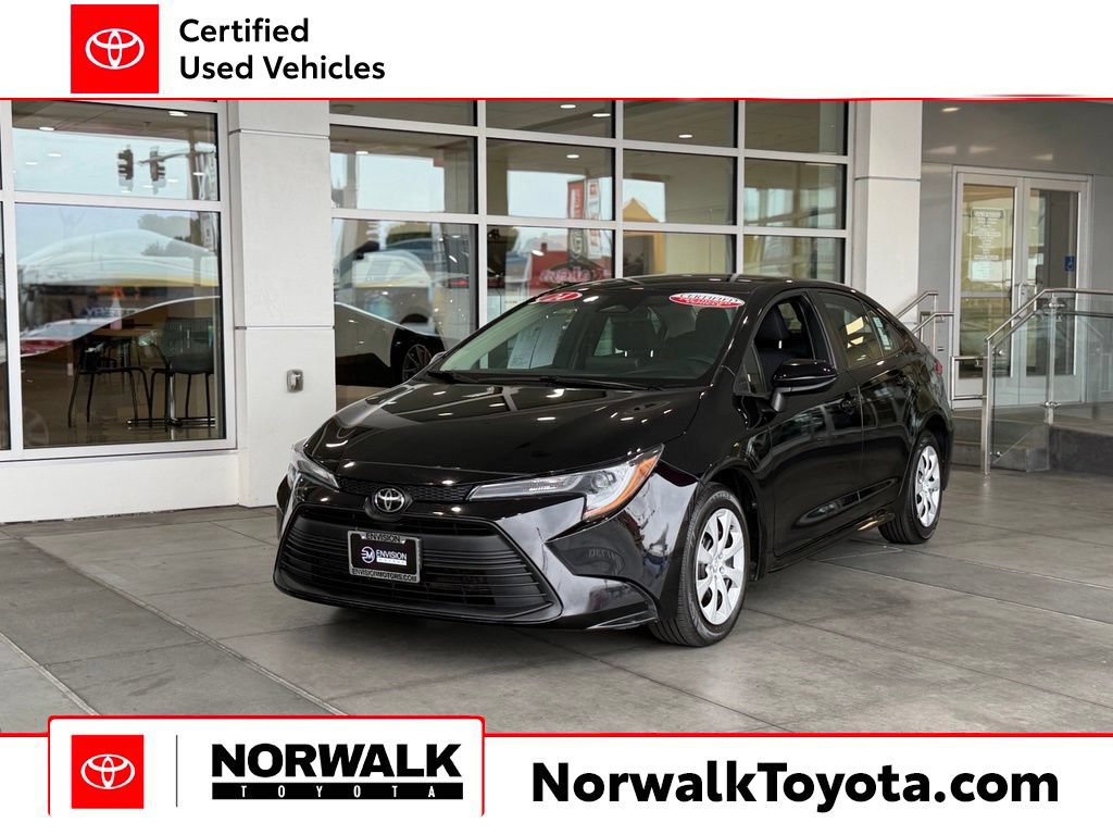 Certified 2024 Toyota Corolla LE FWD image 1