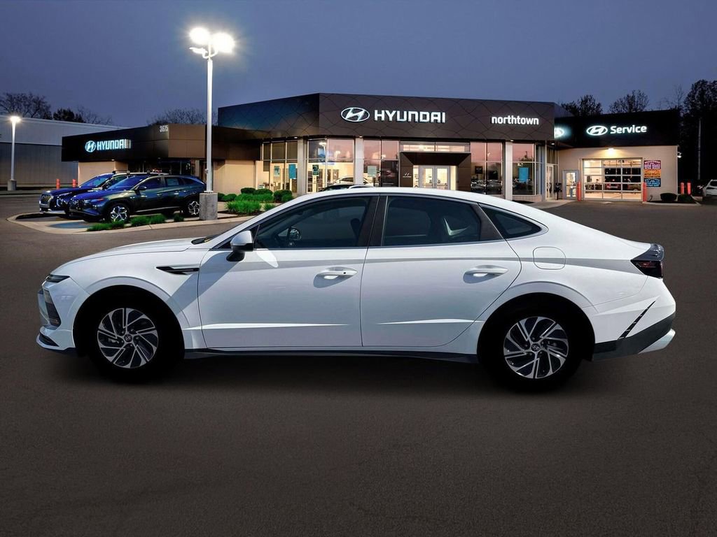New 2026 Hyundai Sonata Blue FWD image 6