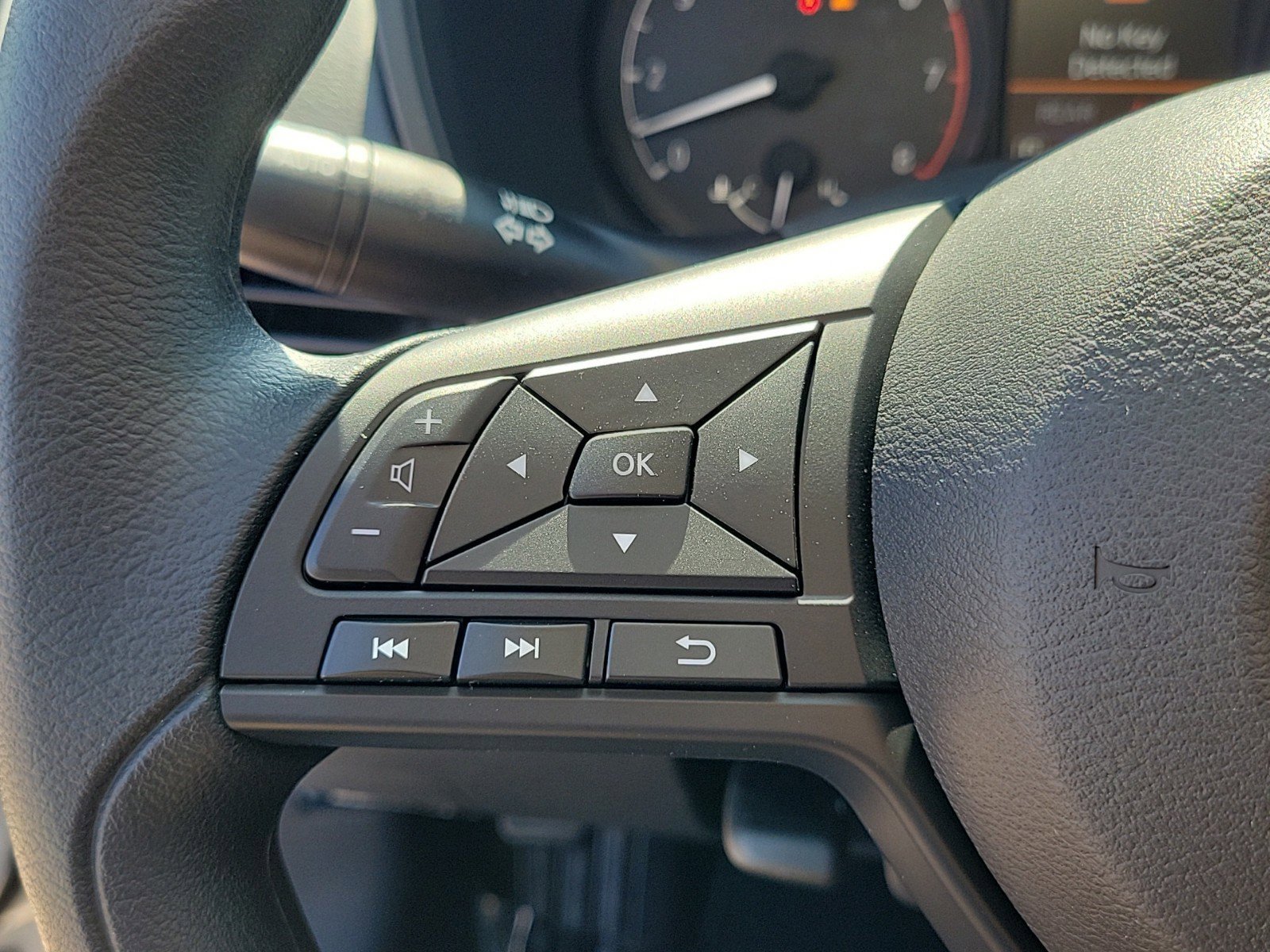 New 2025 Nissan Altima 2.5 S image 24