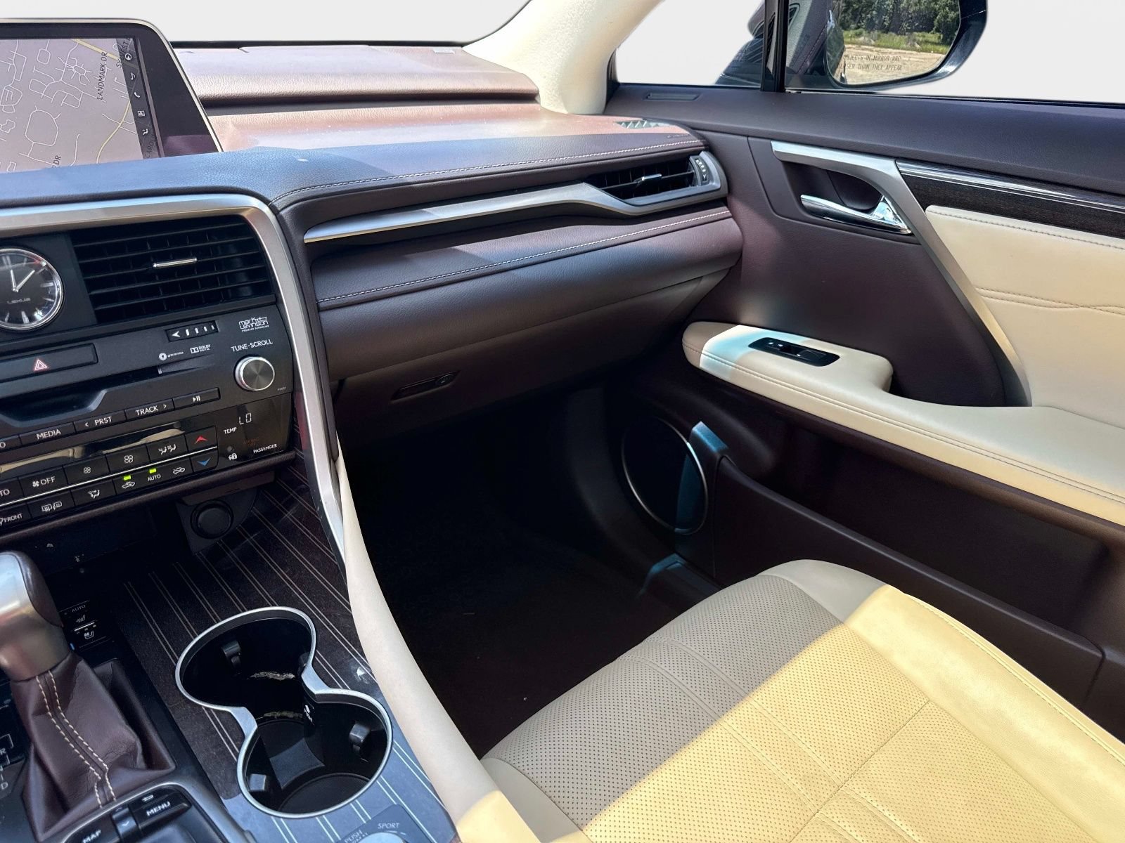 Used 2017 Lexus RX 350 FWD w/ Luxury Package image 20