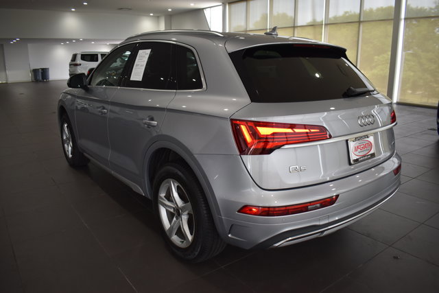 Used 2023 Audi Q5 2.0T Premium w/ Convenience Package AWD/4WD image 5