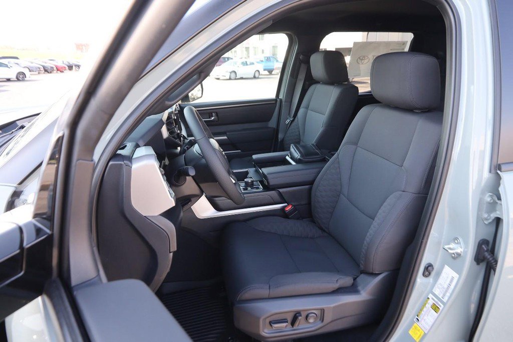 New 2026 Toyota Tundra SR5 image 8