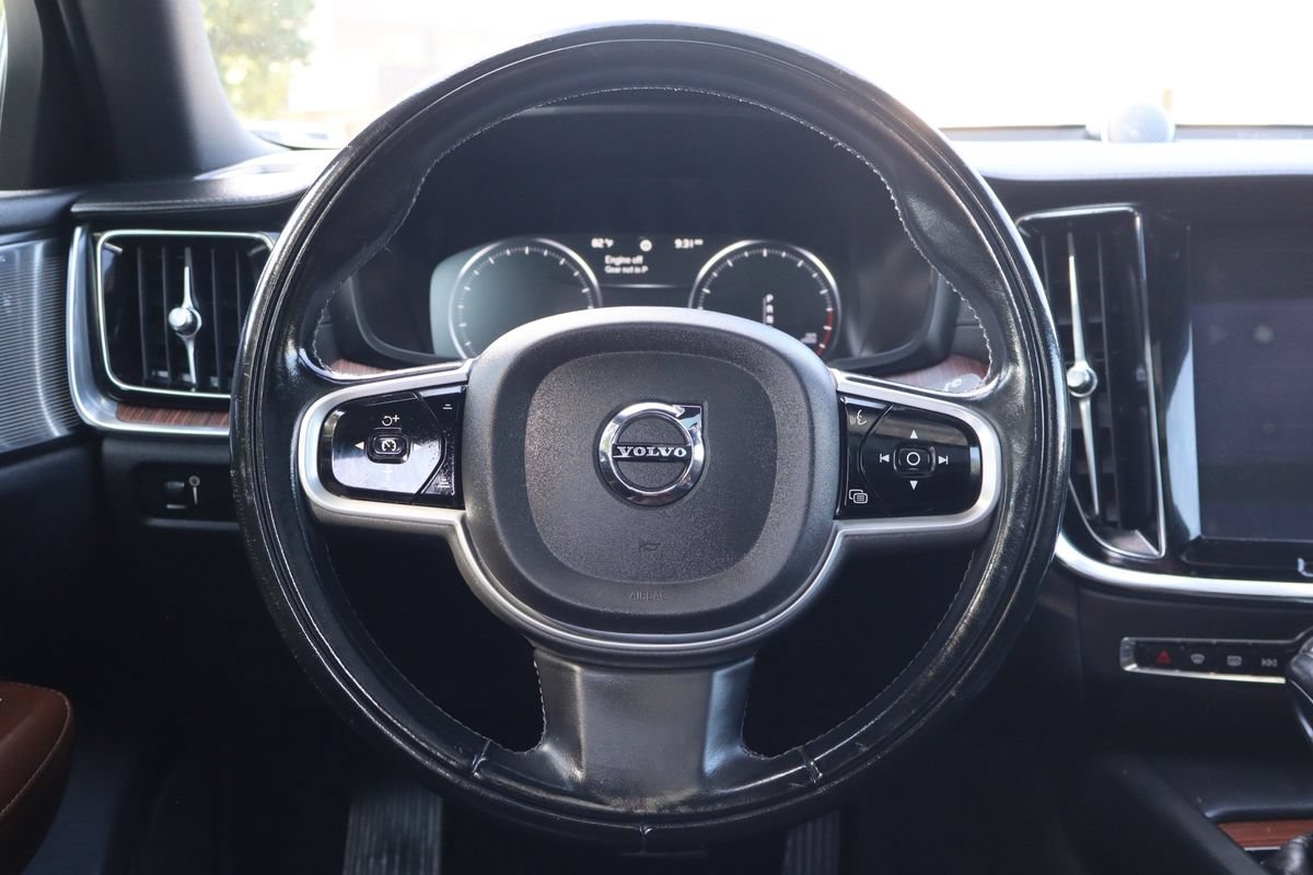 Used 2021 Volvo V60 T5 Cross Country AWD/4WD image 18