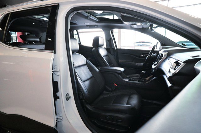 Used 2018 GMC Acadia SLT AWD/4WD image 44