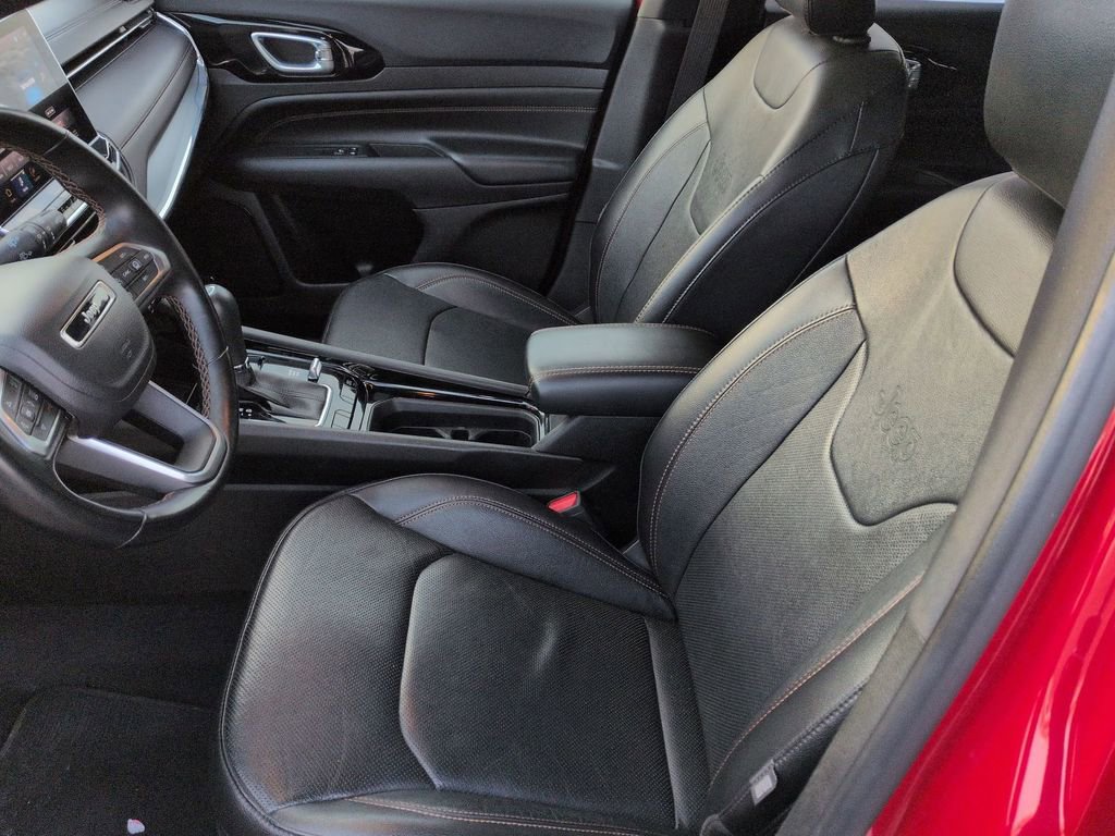 Used 2022 Jeep Compass Limited w/ (RED) Package image 15