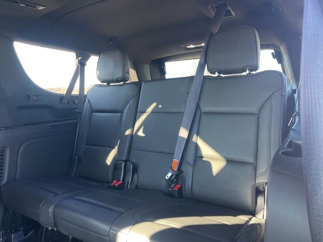 Used 2022 Chevrolet Suburban High Country image 41