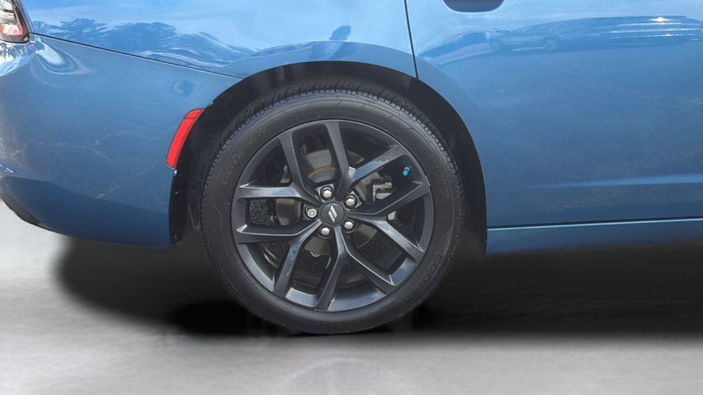 Used 2023 Dodge Charger SXT w/ Blacktop Package RWD image 17